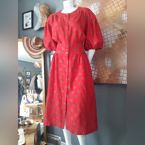 Vintage 1980's Red Paisley Print Midi Dress - Picture 3 of 16